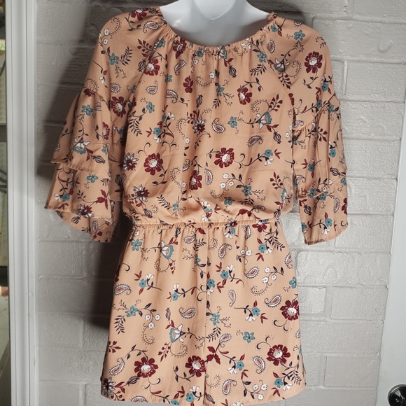 Romper - Picture 2 of 6